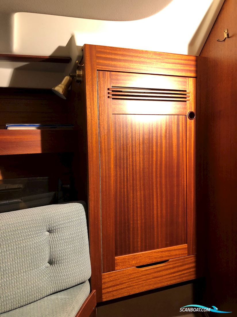 Sweden Yachts 340