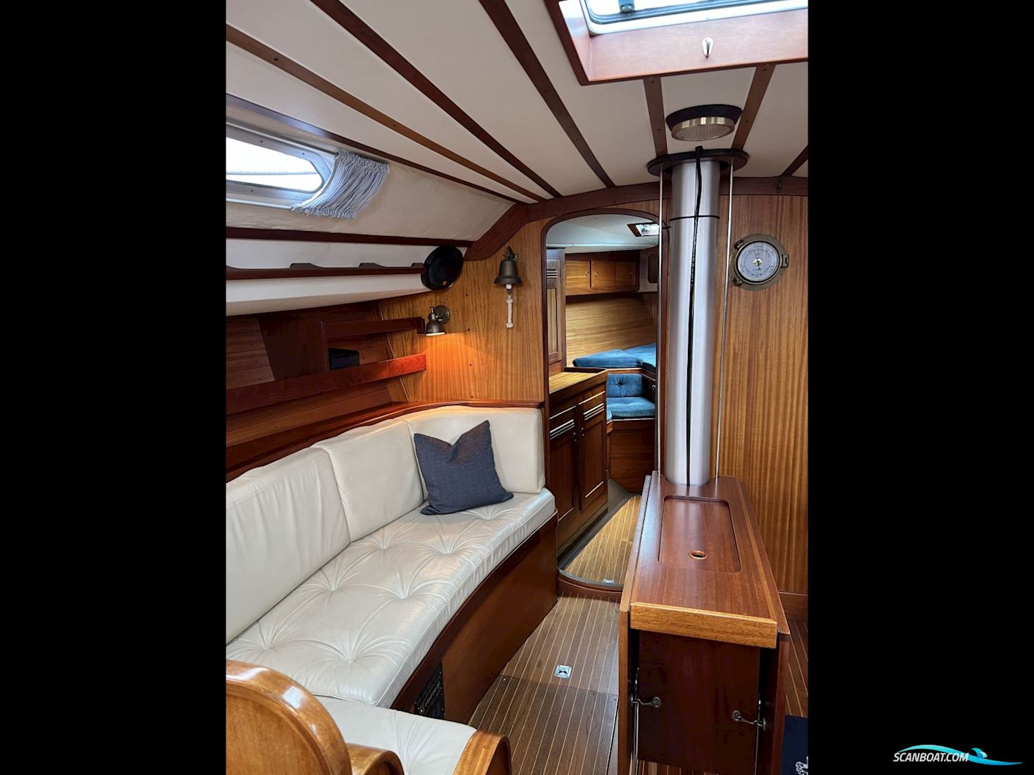 Sweden Yachts 38