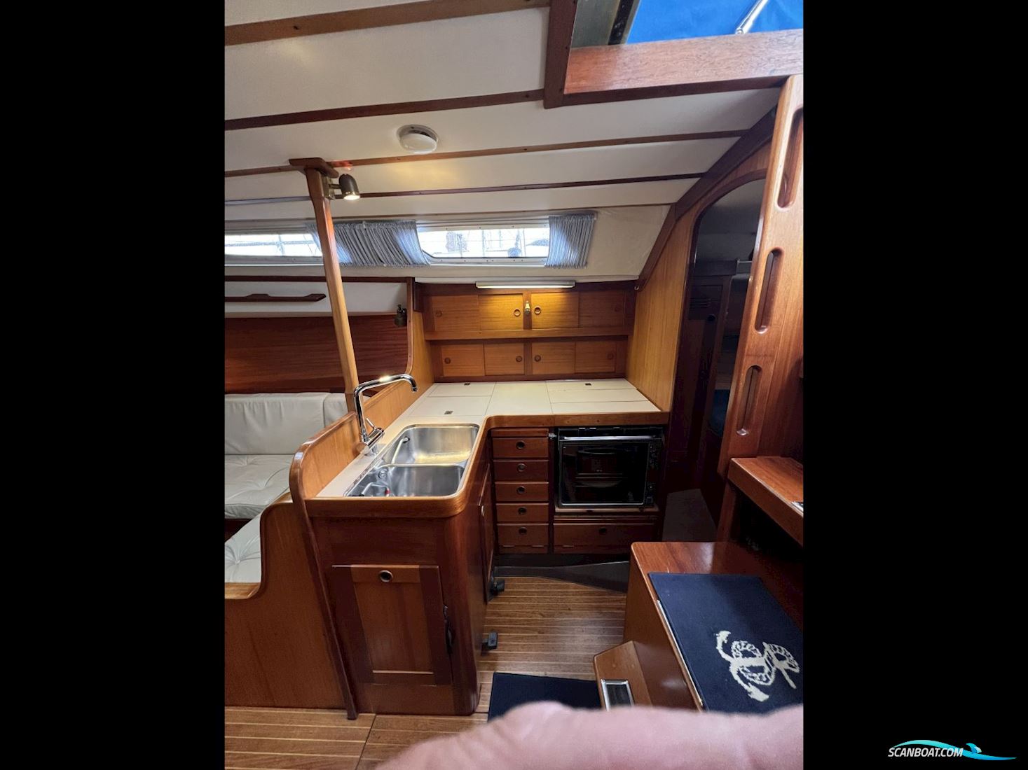 Sweden Yachts 38