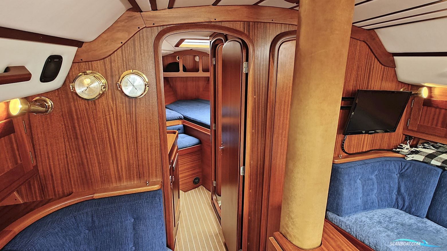 Sweden Yachts 38/3