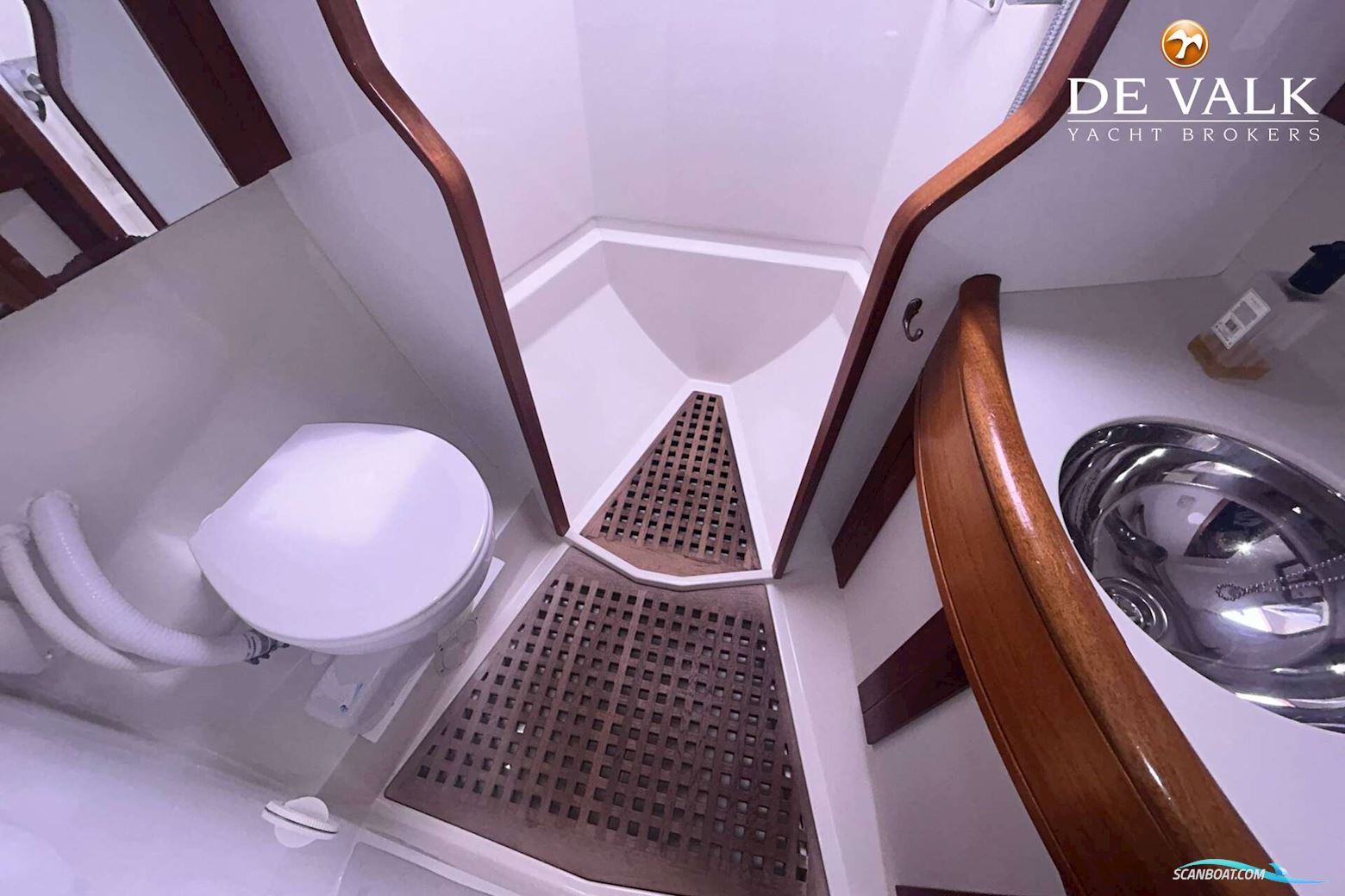 Sweden Yachts 45