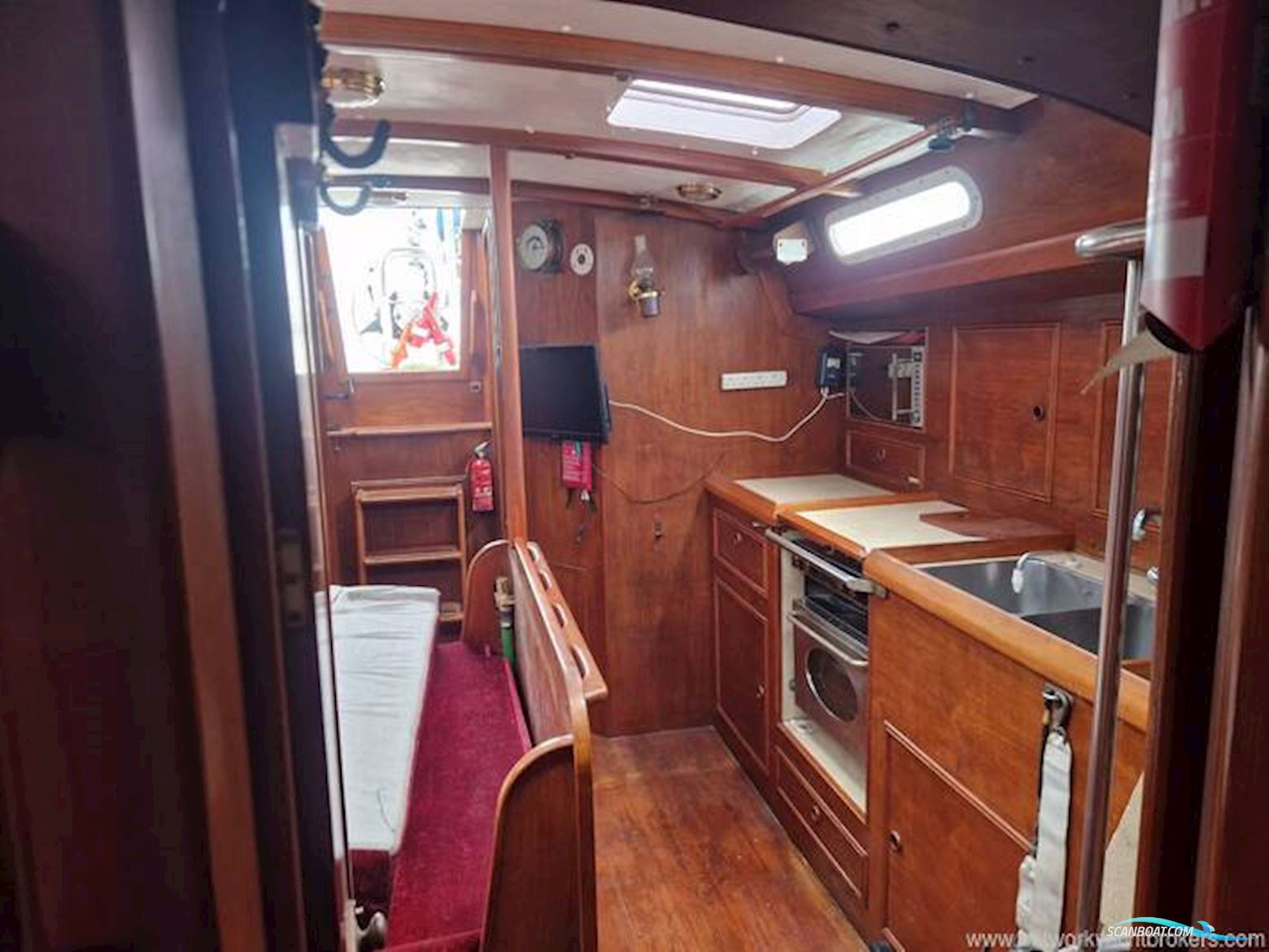 Trident Marine UK Warrior 40