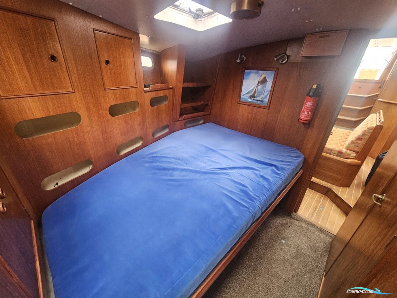 Trident Marine Warrior 38