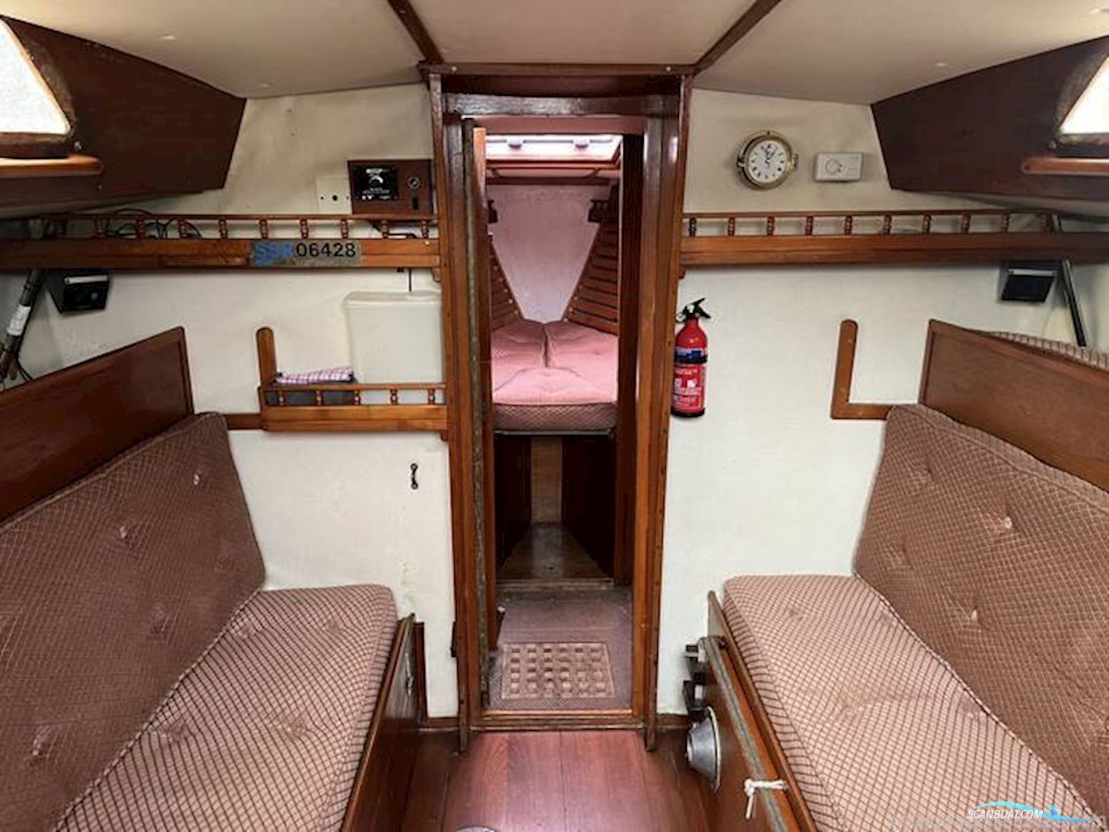 Tyler Boat Co. 31