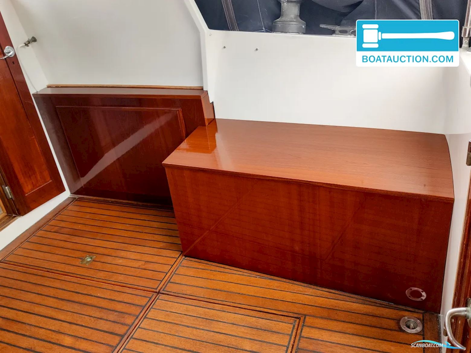 Unter Elbe Motorsailer