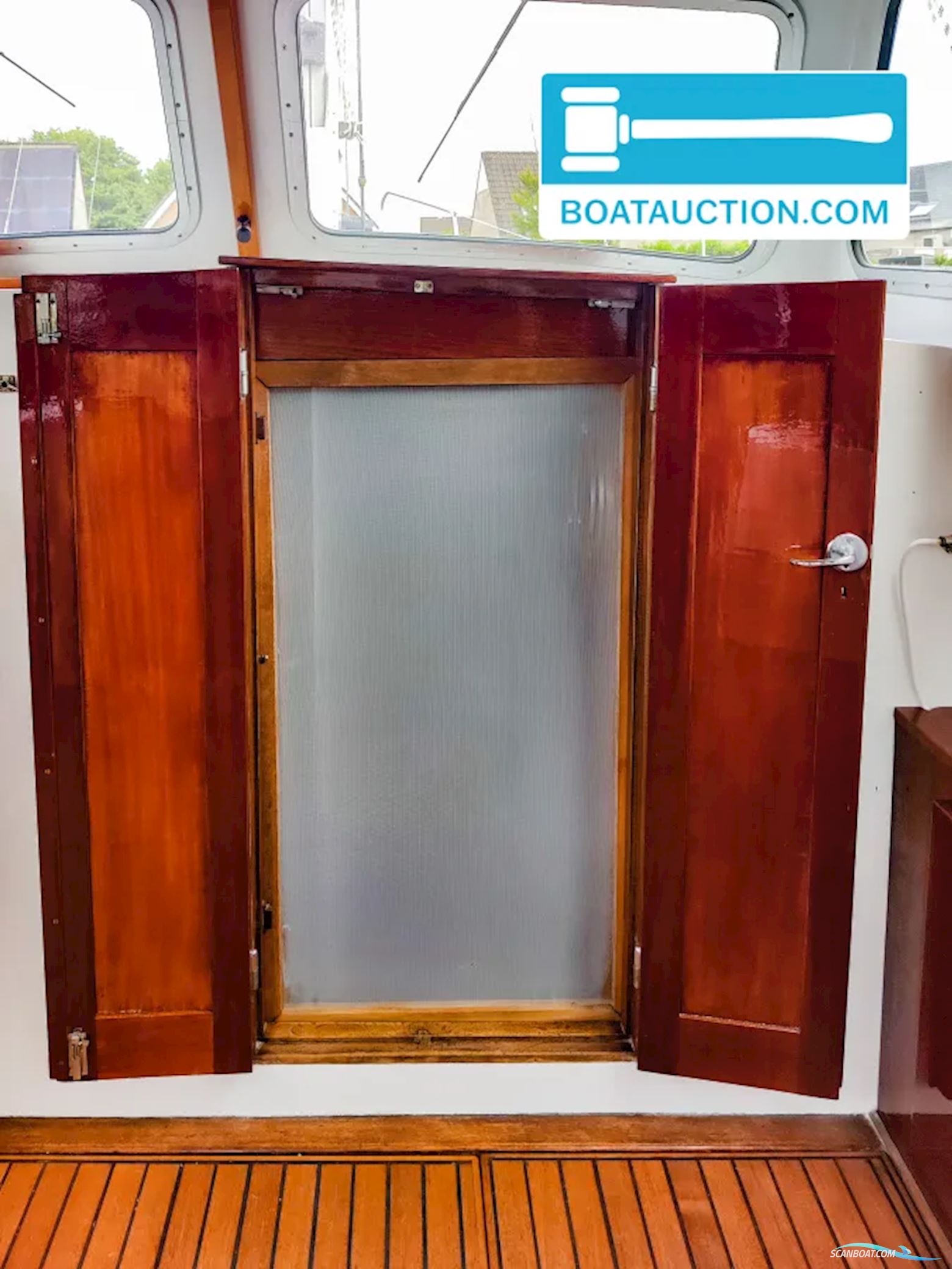 Unter Elbe Motorsailer