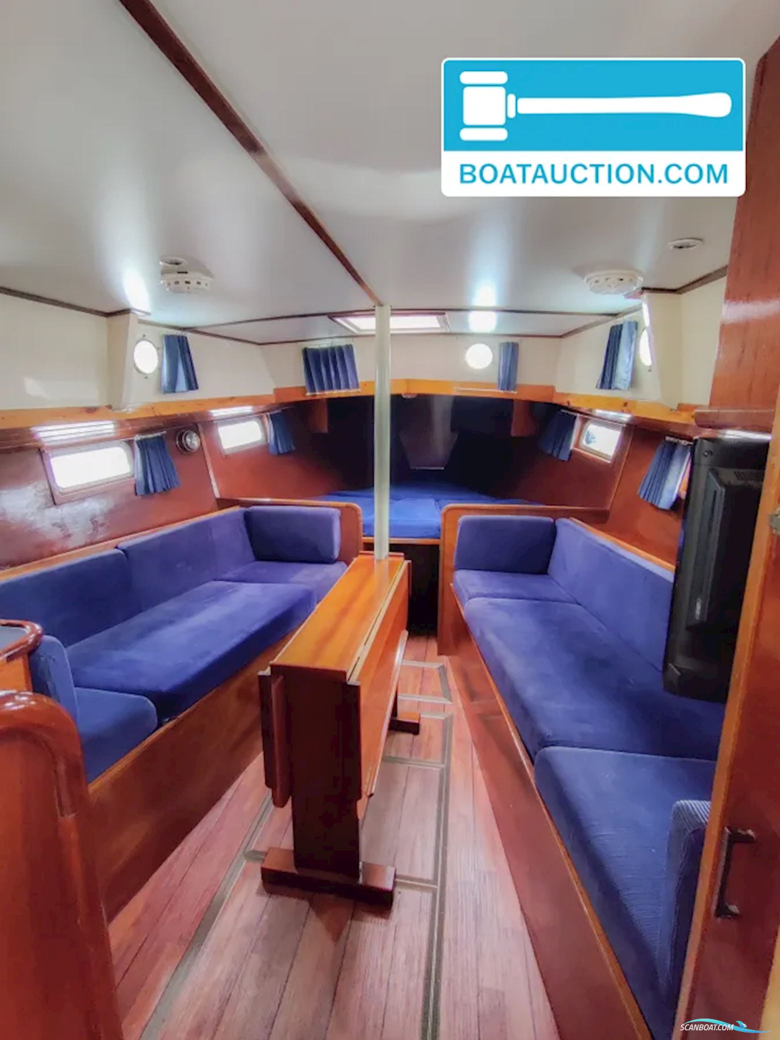 Unter Elbe Motorsailer