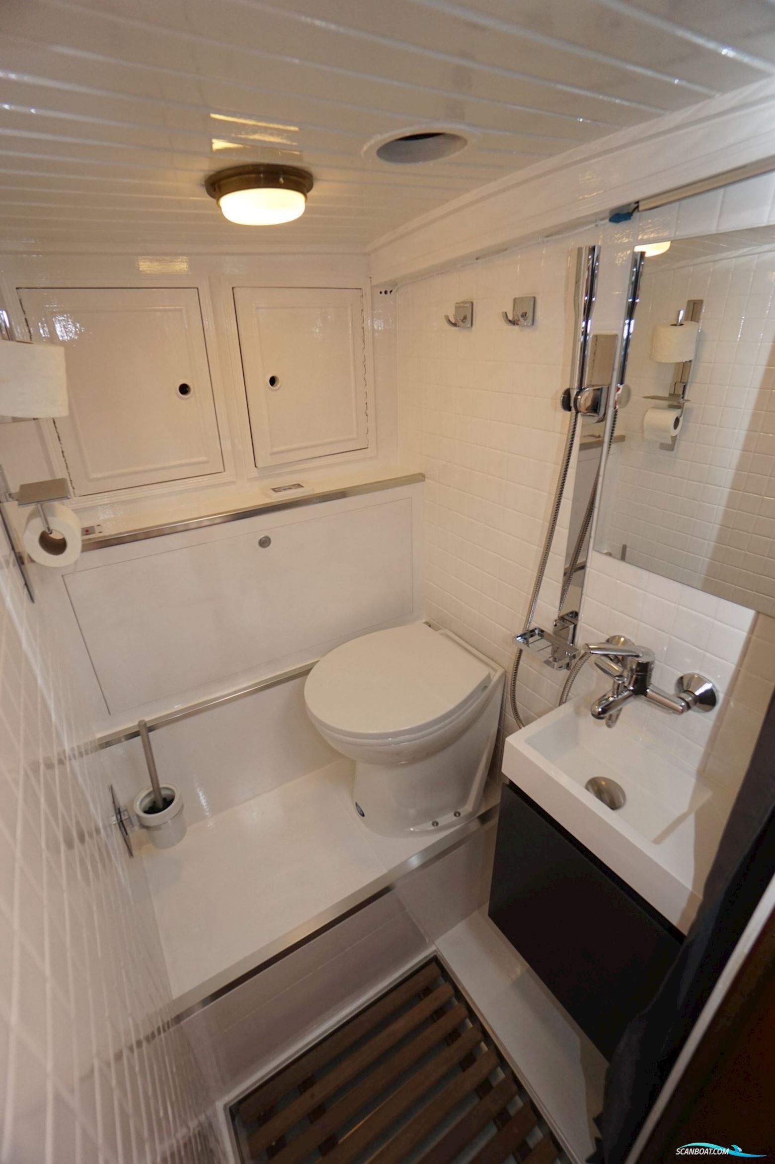 van de Stadt 44 Center Cockpit