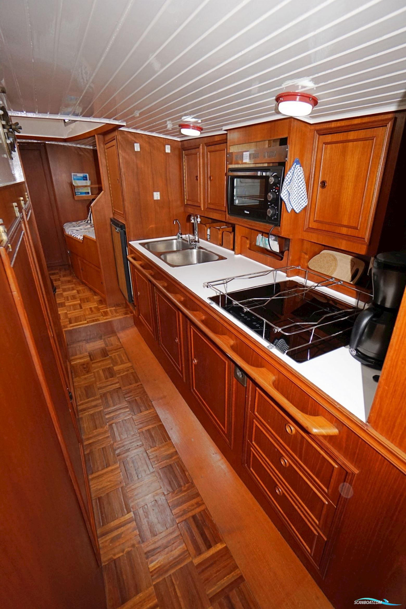 van de Stadt 44 Center Cockpit