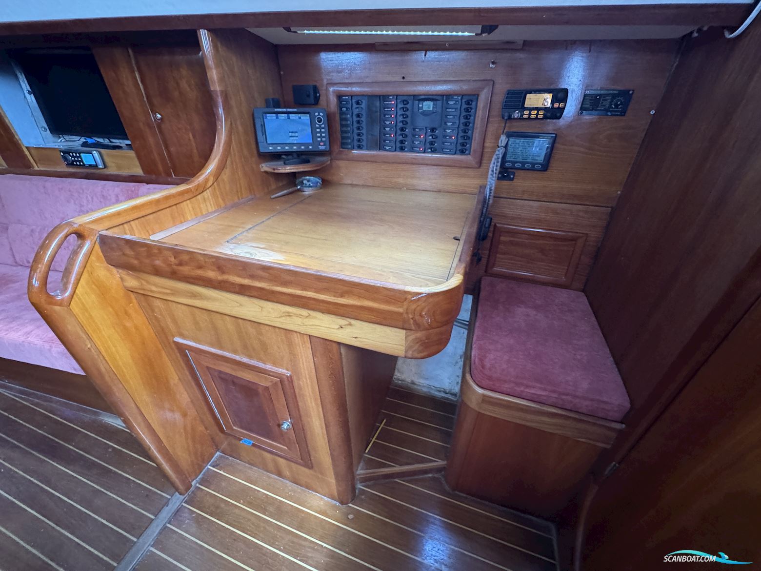 Van de Stadt Helena 38