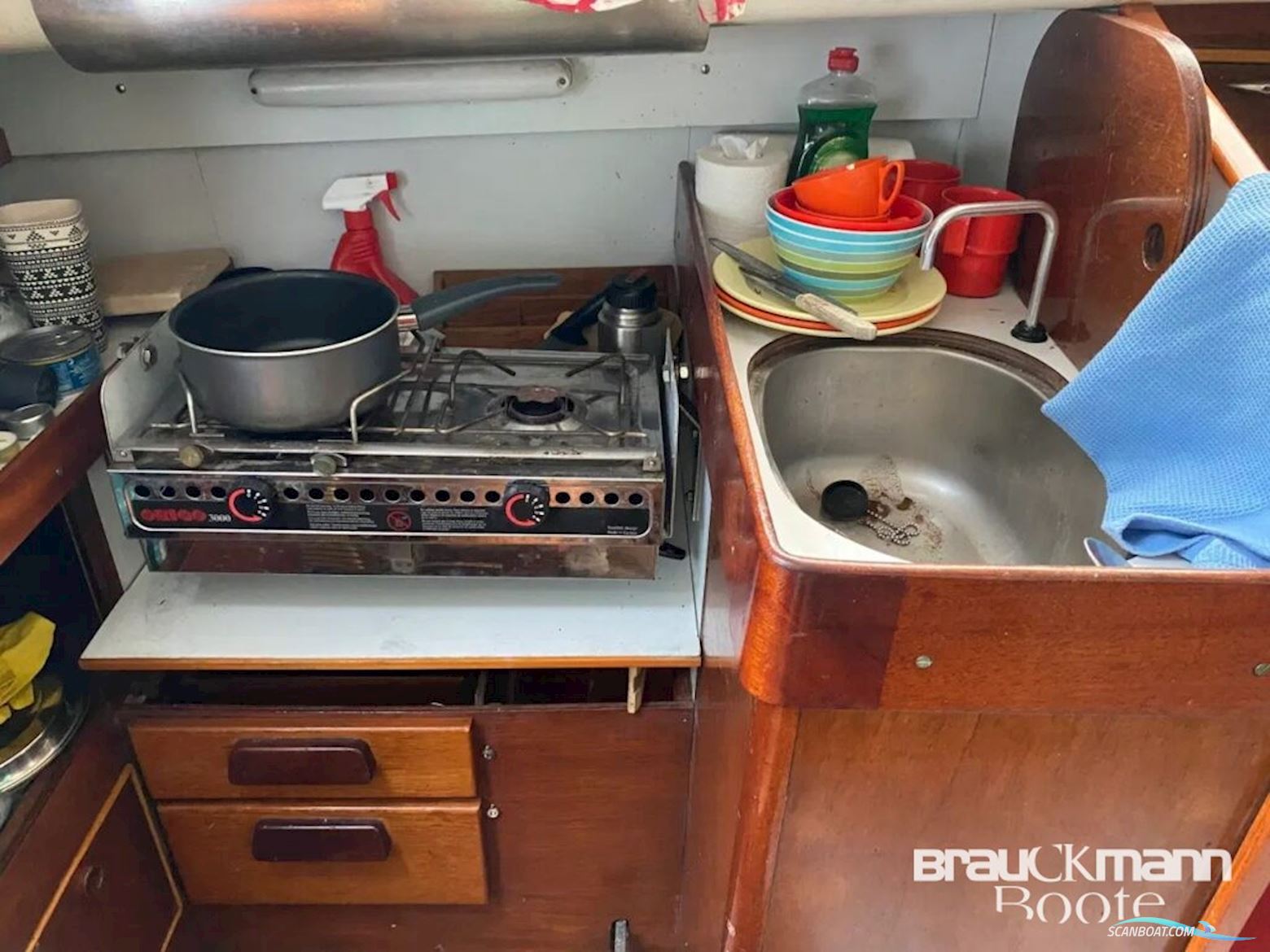 Van de Stadt Pioneer 9