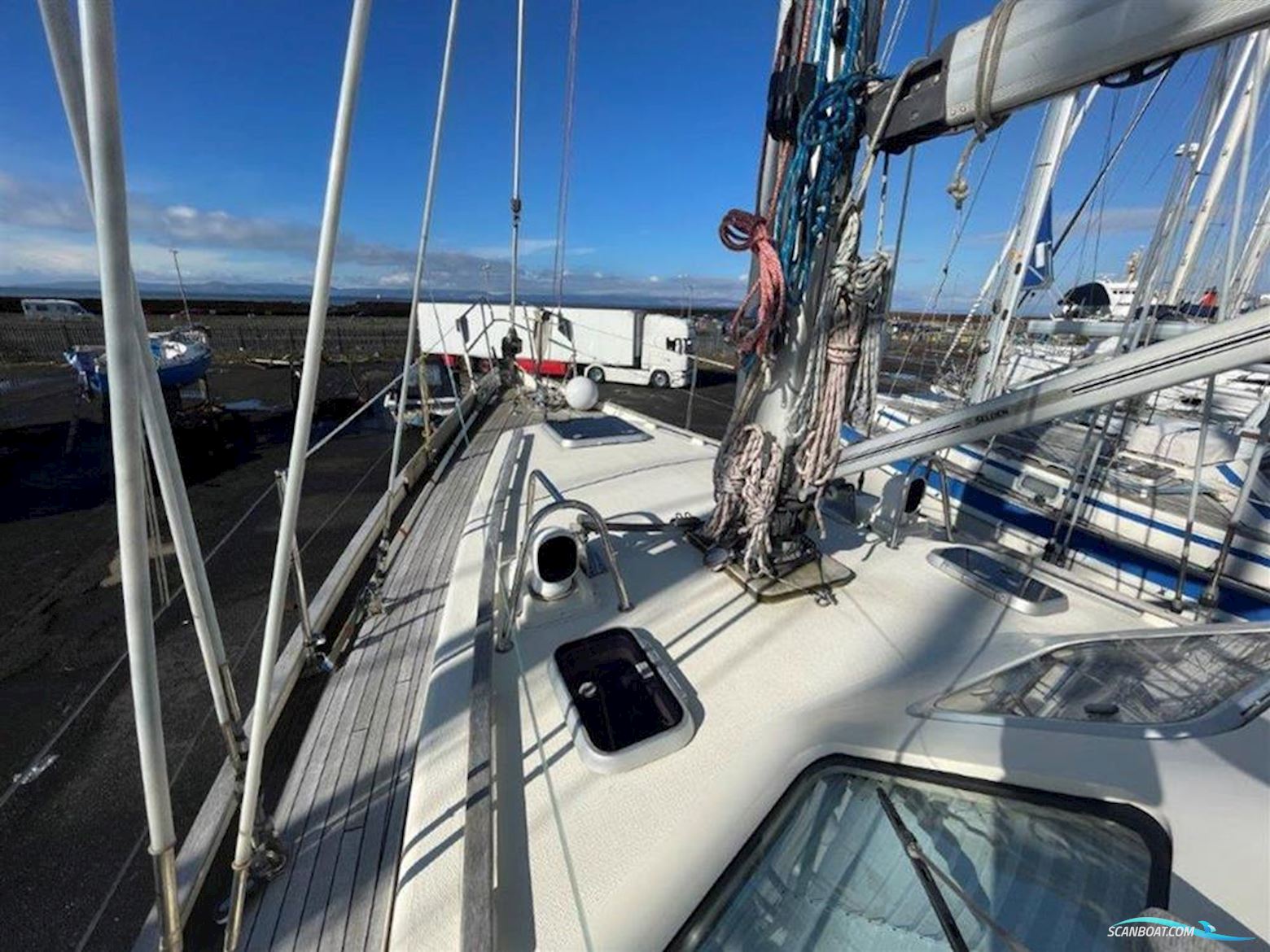 Vancouver 38 Pilot House