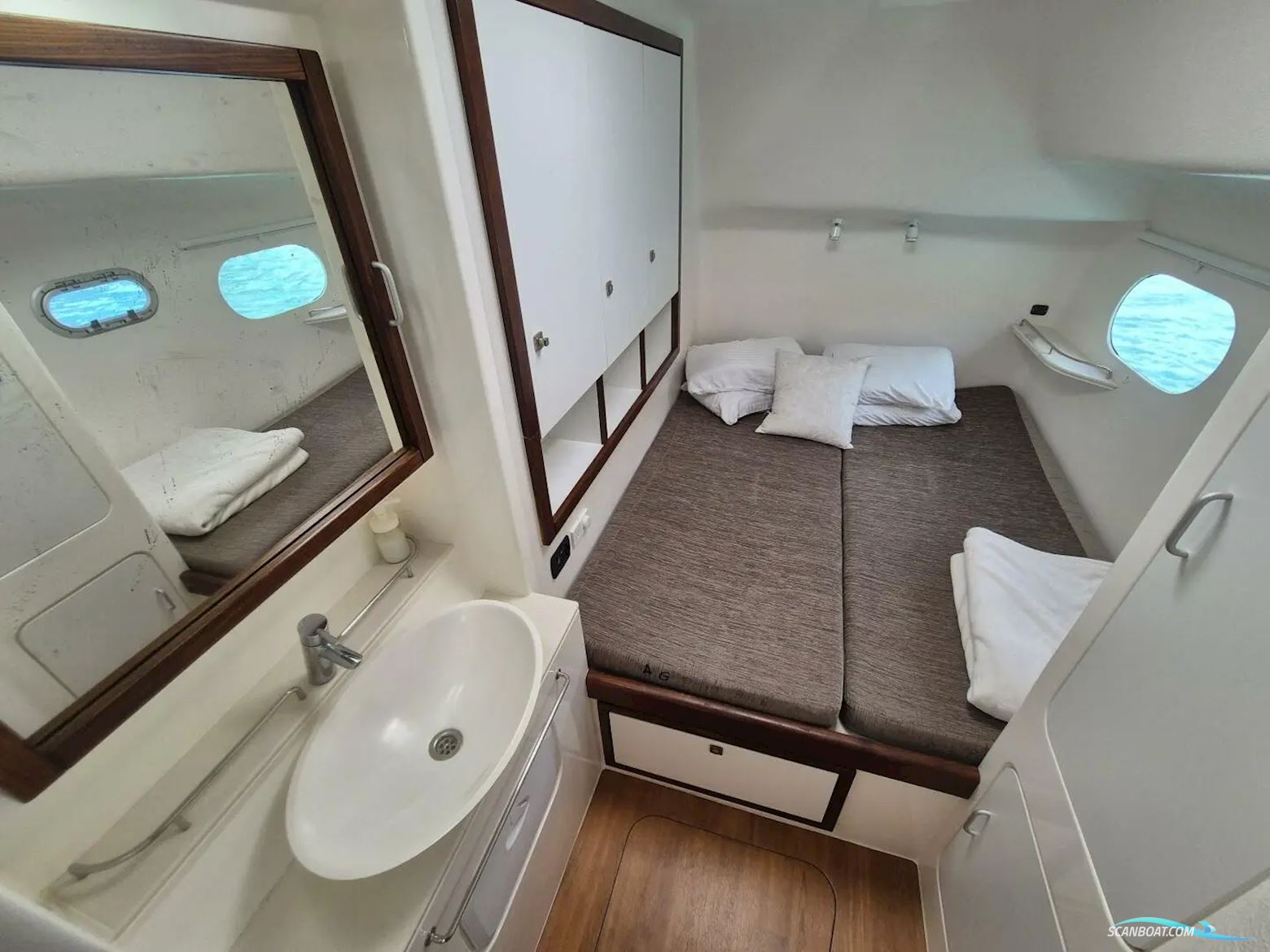 Voyage Yachts 480e