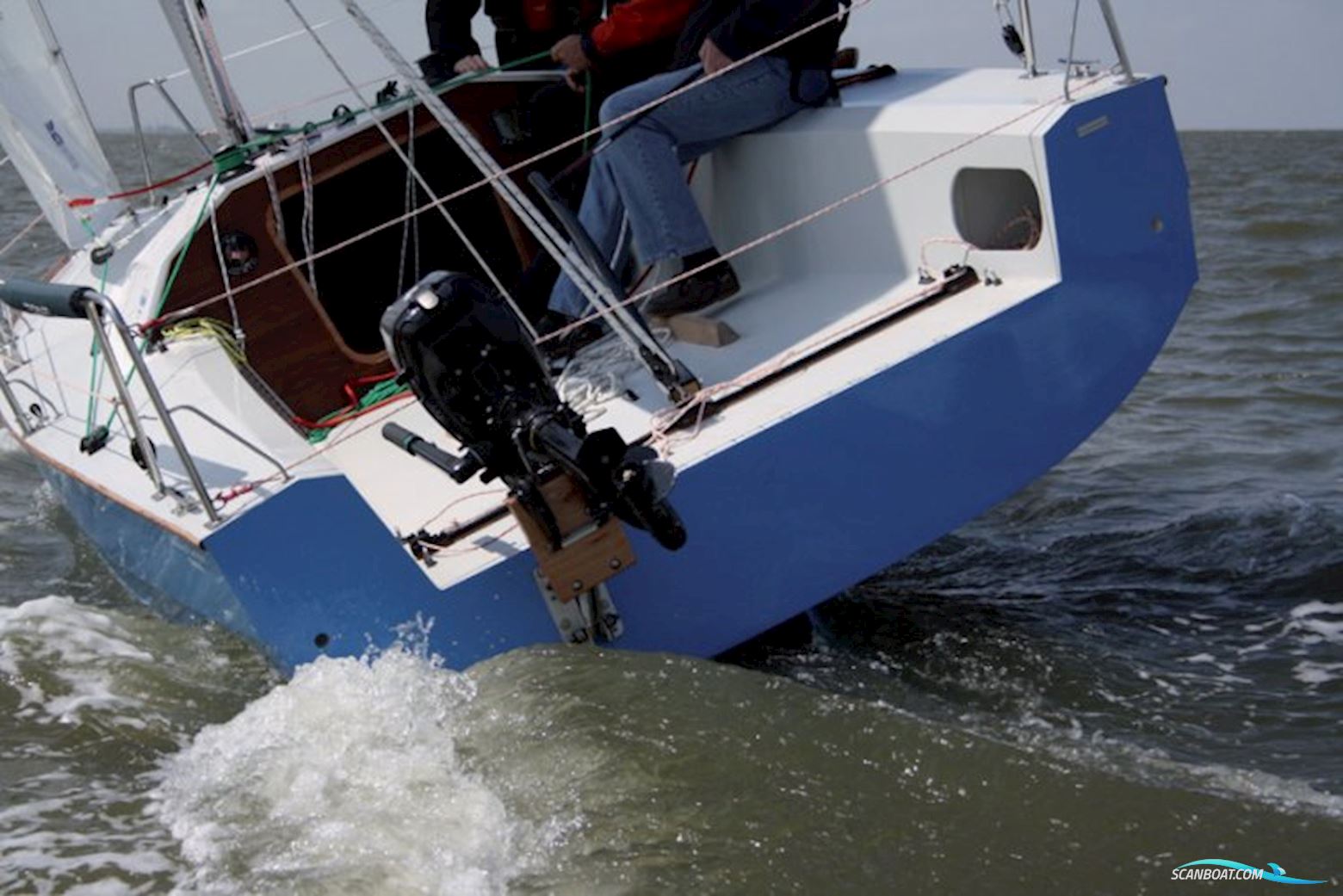 Waarschip 700 LD , 700 CR of 700 C