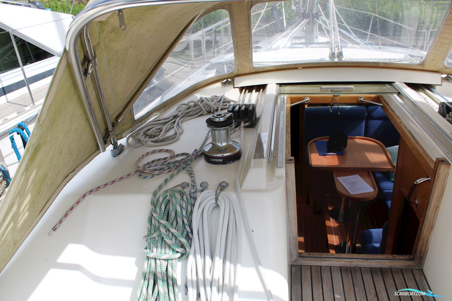 Wauquiez 40 Pilot Saloon