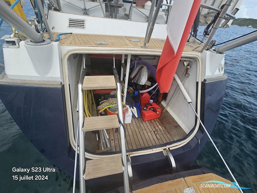 Wauquiez 60 Pilot Saloon