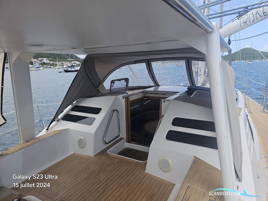 Wauquiez 60 Pilot Saloon