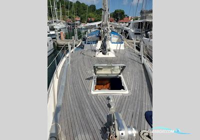 Wauquiez Amphitrite 43 Segelbåt 1981, med Volva Penta motor, Ingen landinfo