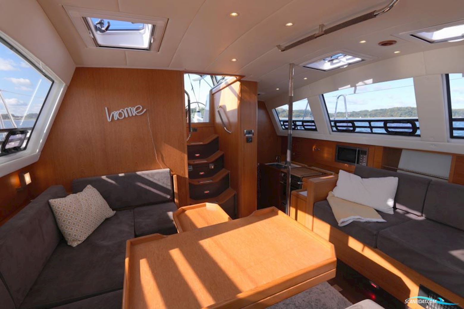 Wauquiez Pilot Saloon 47