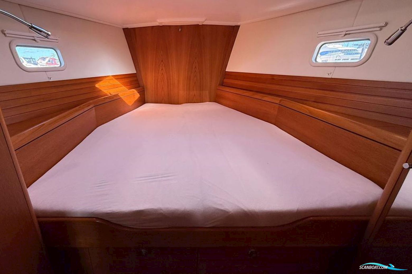 Wauquiez Pilot Saloon 47