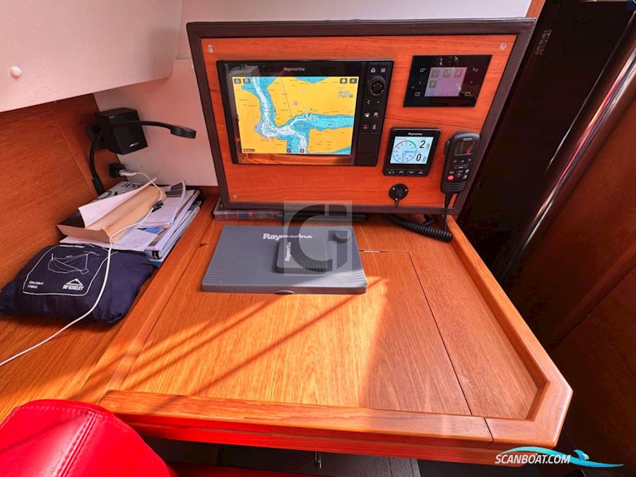 Wauquiez Pilot Saloon 48