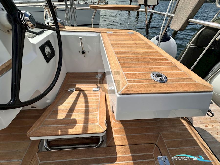 Wauquiez Pilot Saloon 48