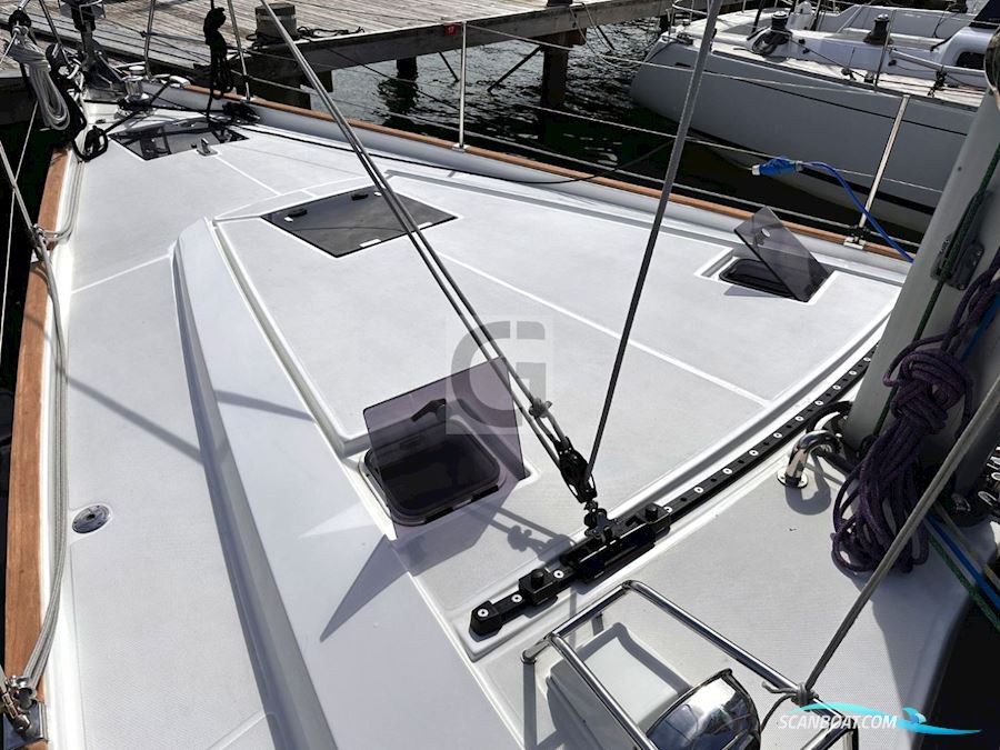 Wauquiez Pilot Saloon 48