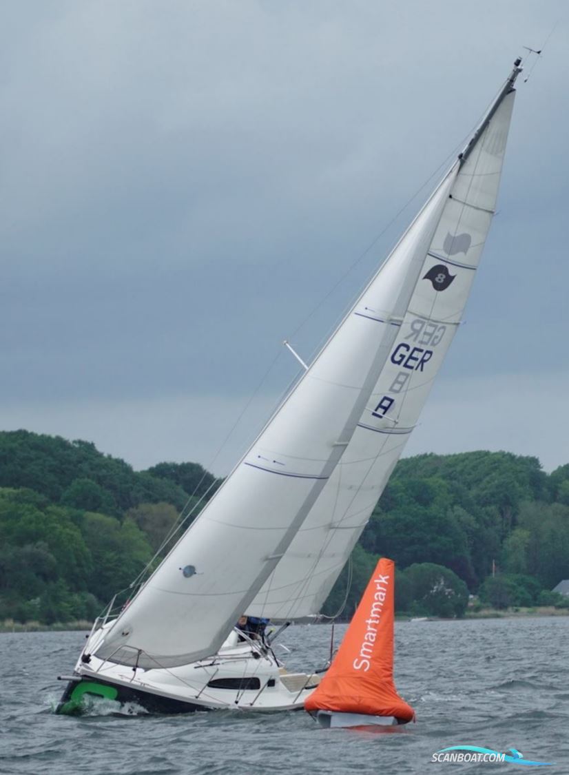Winner 8 Segelbåt 2014, med Yanmar 2YM15 motor, Tyskland
