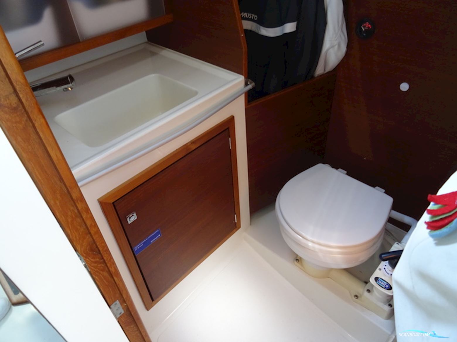 Winner 900 Classic Edition