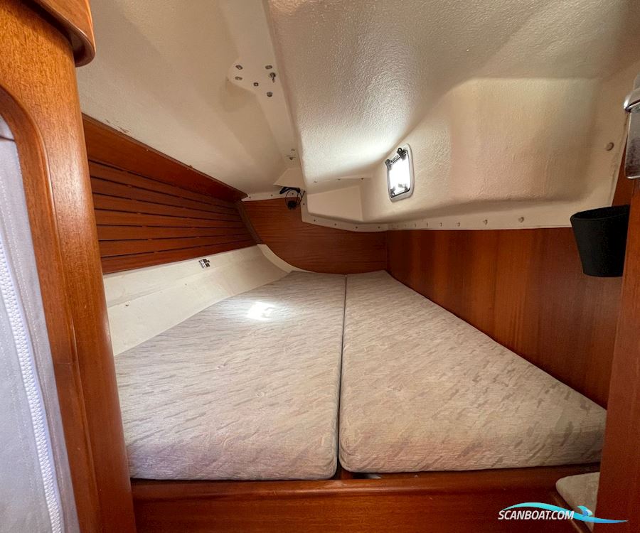 X-119 X-Yachts/Epoxy laminated UV Hull