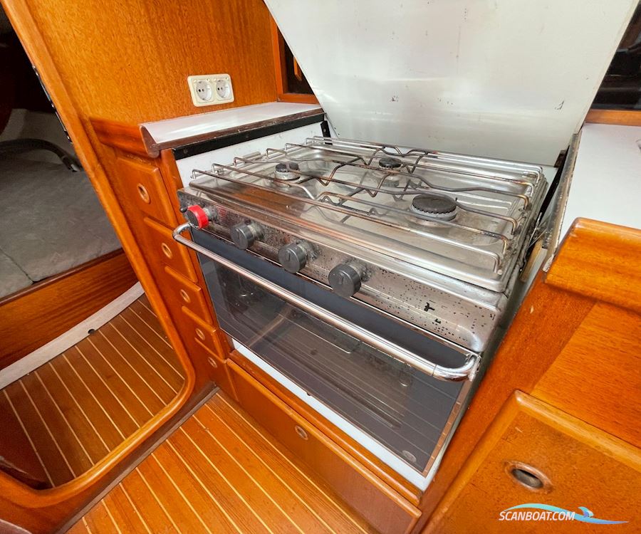 X-119 X-Yachts/Epoxy laminated UV Hull