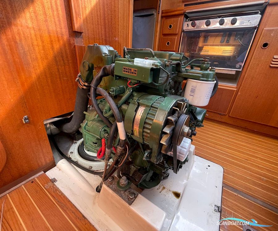 X-119 X-Yachts/Epoxy laminated UV Hull