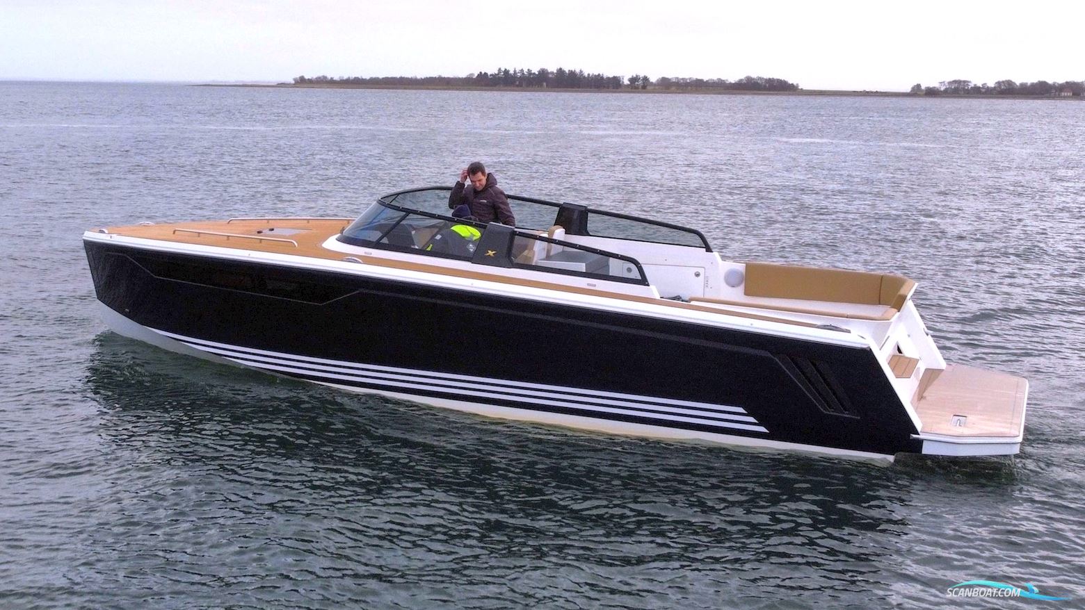 X-Power 33C - X-Yachts