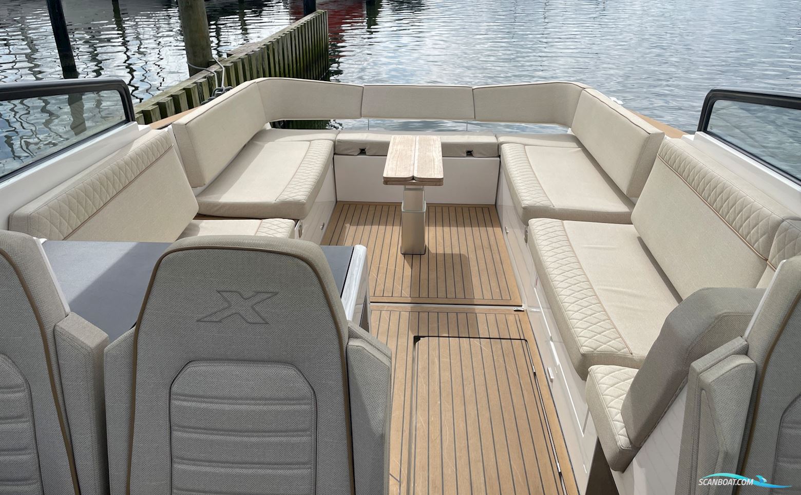X-Power 33C - X-Yachts