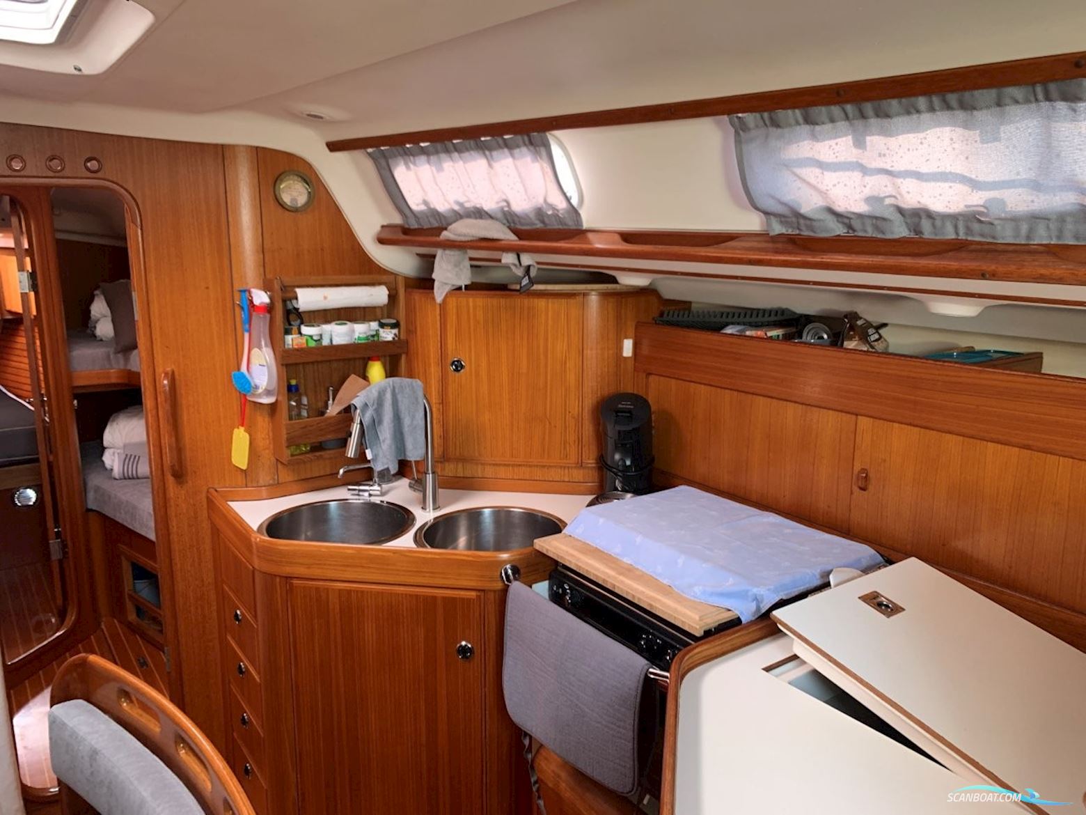 X-Yachts 442