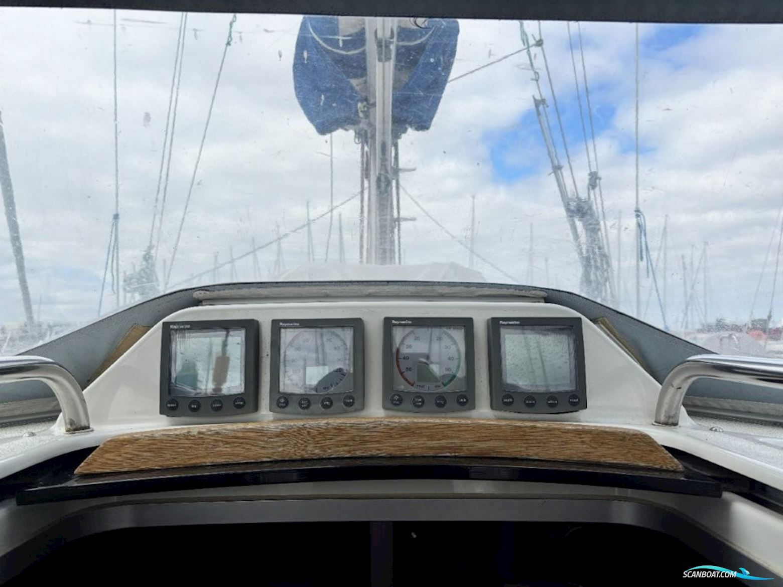 X-Yachts 442