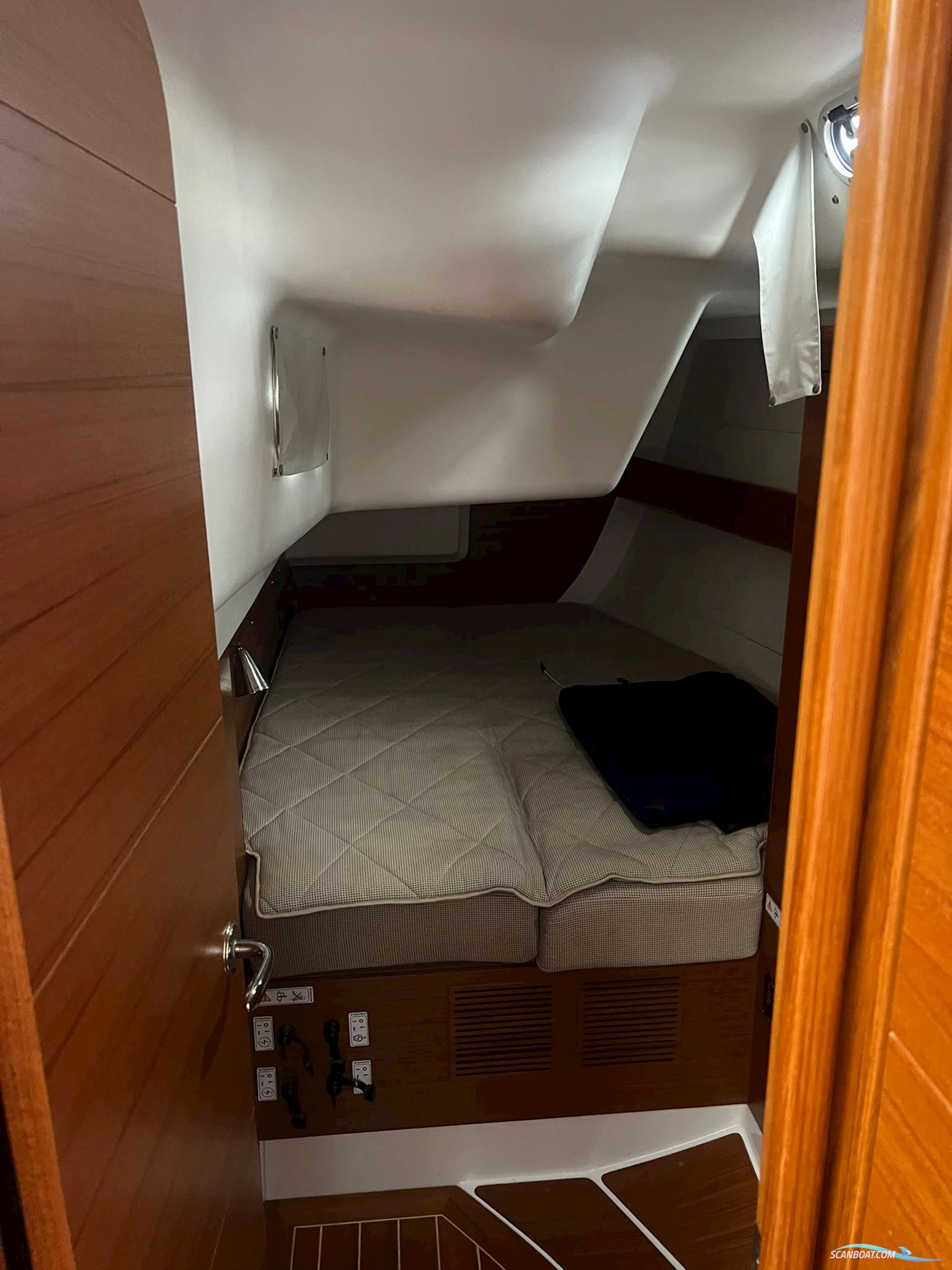 X-Yachts 55