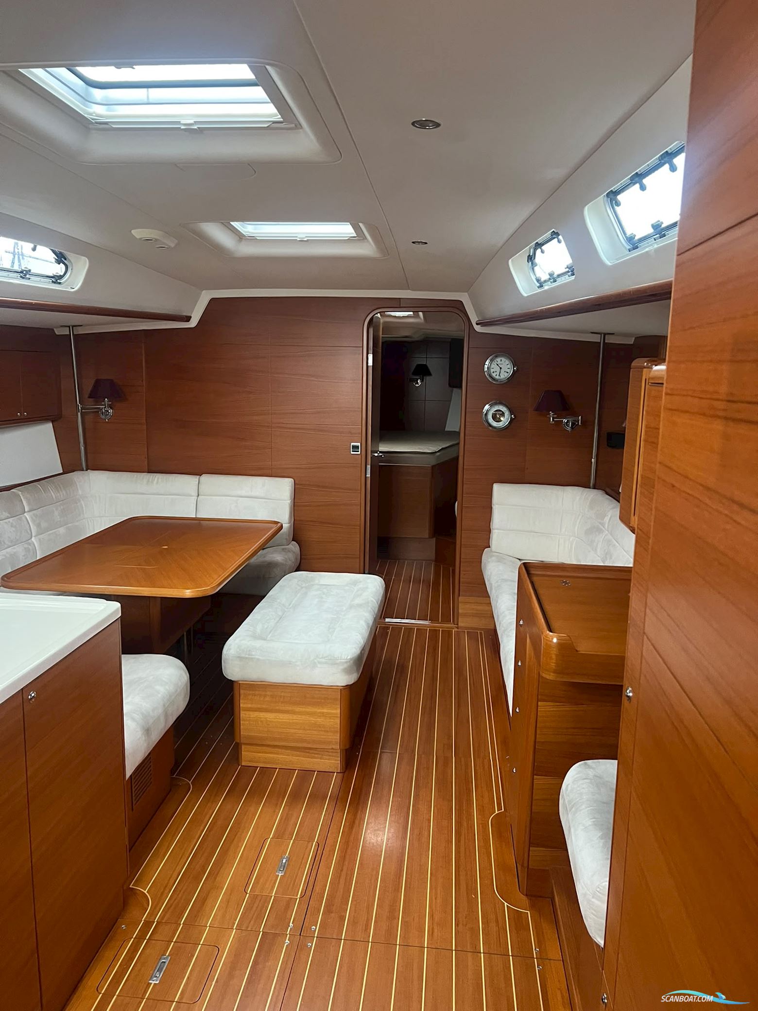 X-Yachts 55