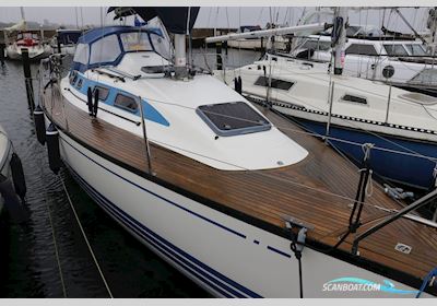 X-Yachts X332 Segelbåt 1994, med Lombardini 27hk motor, Sverige