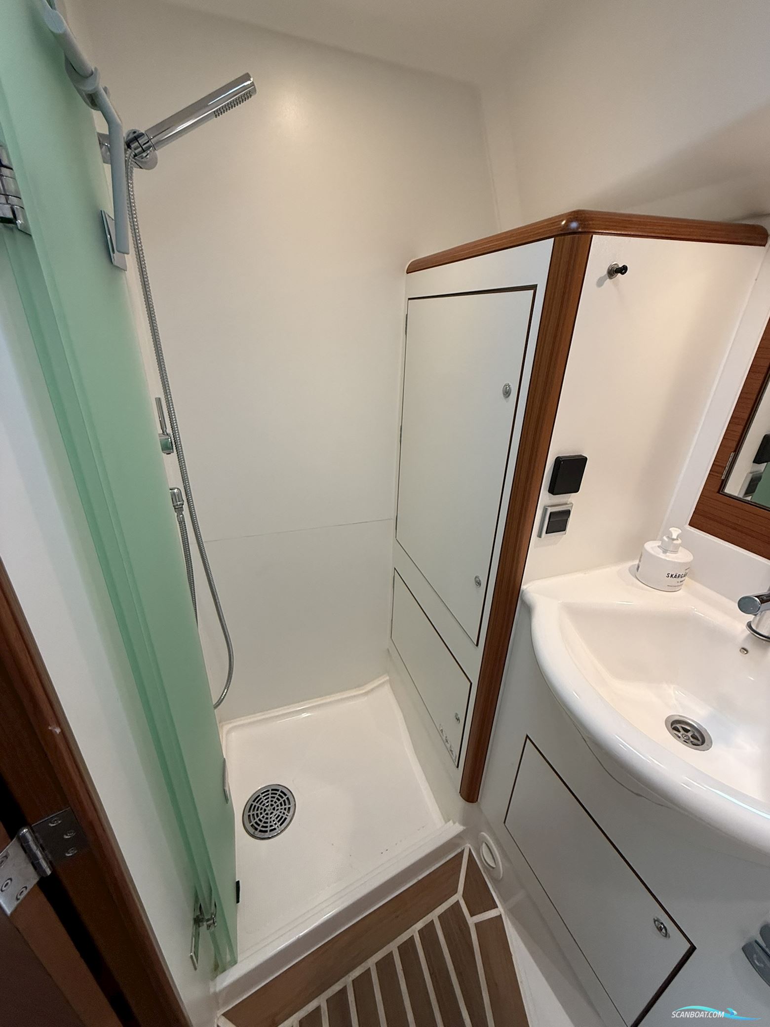 XC 42