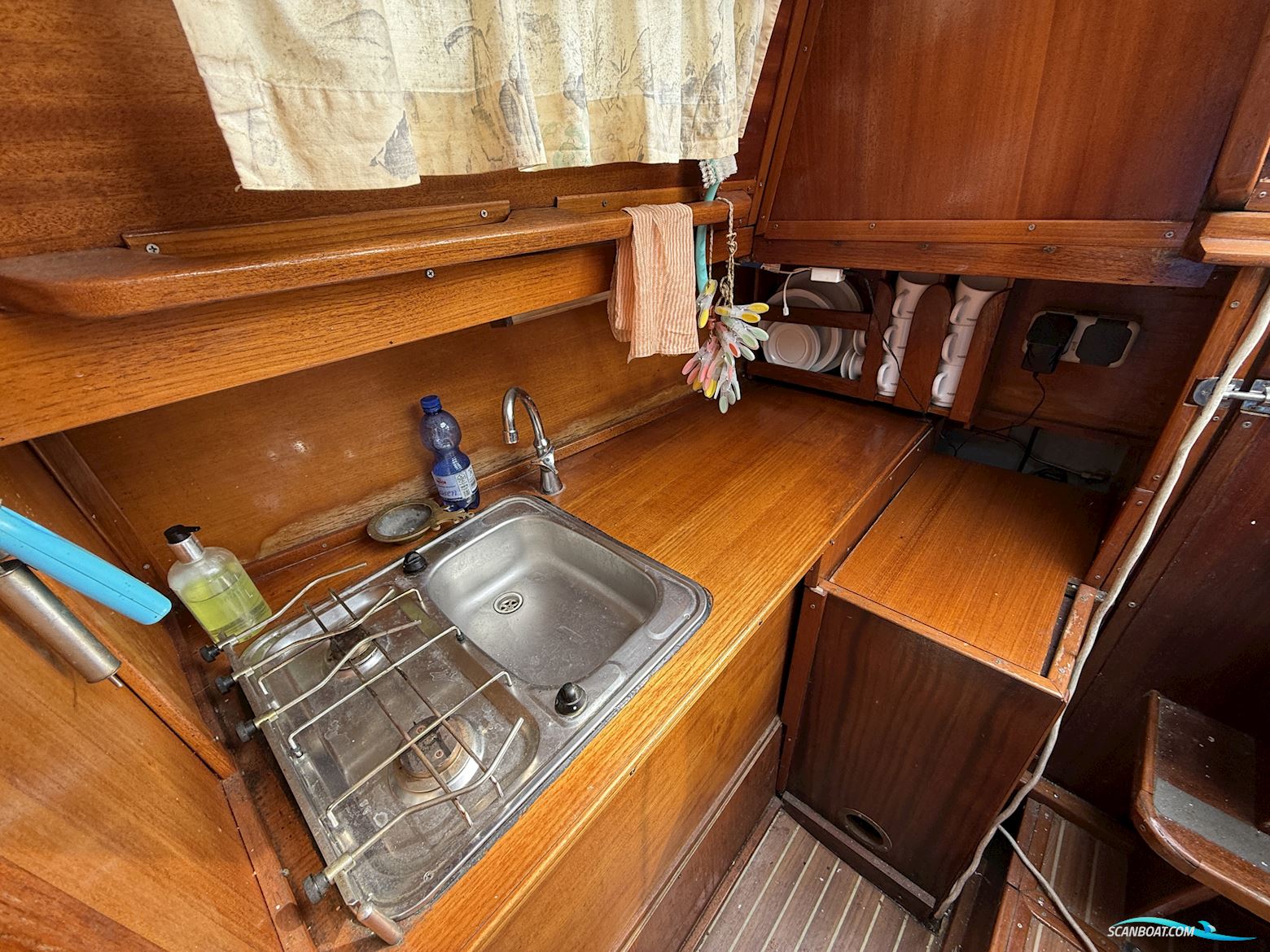 Yacht-Service Jenneskens Najade 900 de Luxe