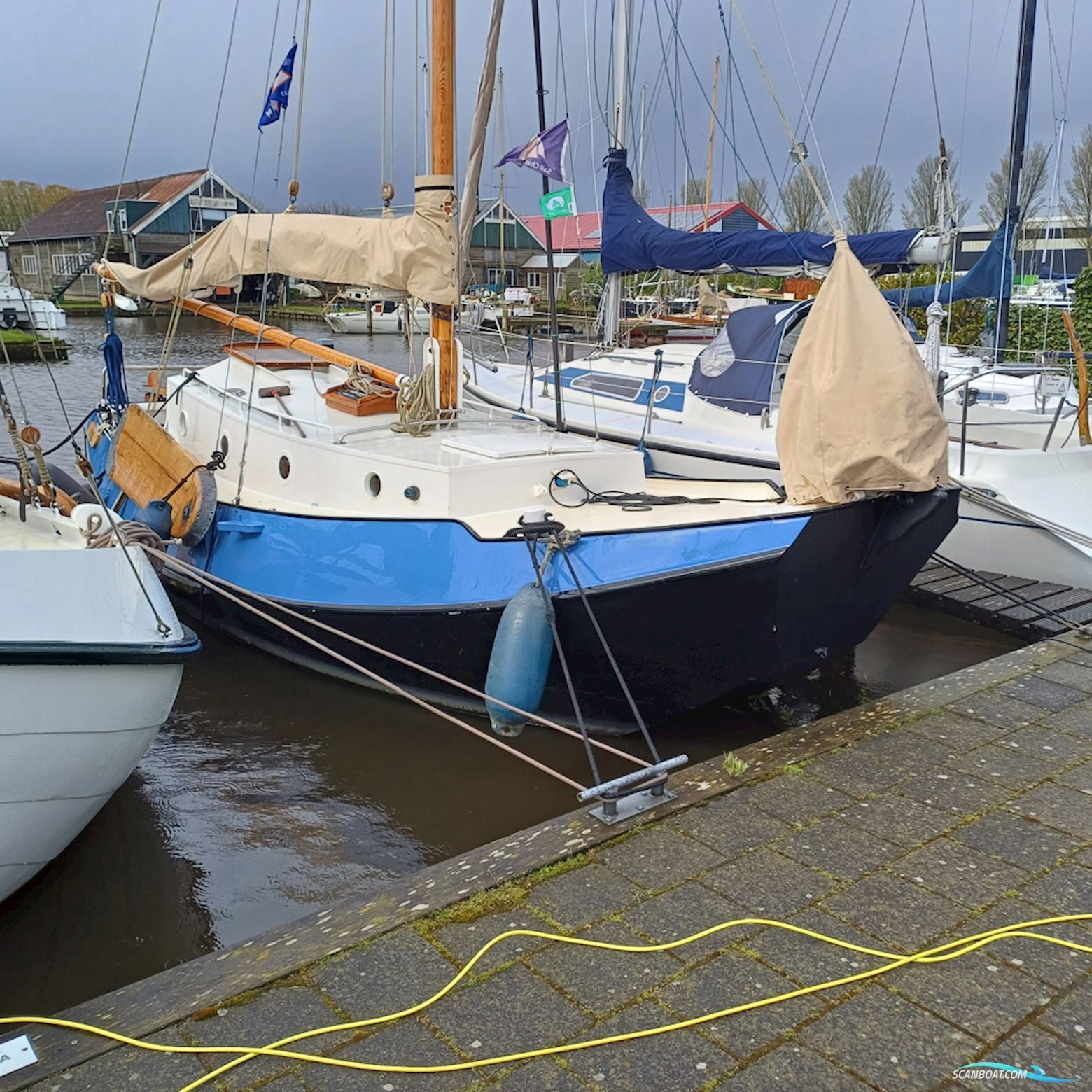 Zeeschouw Blok Segelbåt 1982, med Nanni motor, Holland