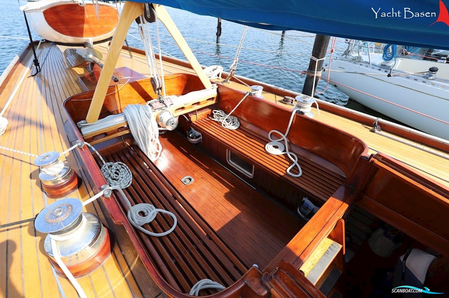 10 m R - Classic Yacht