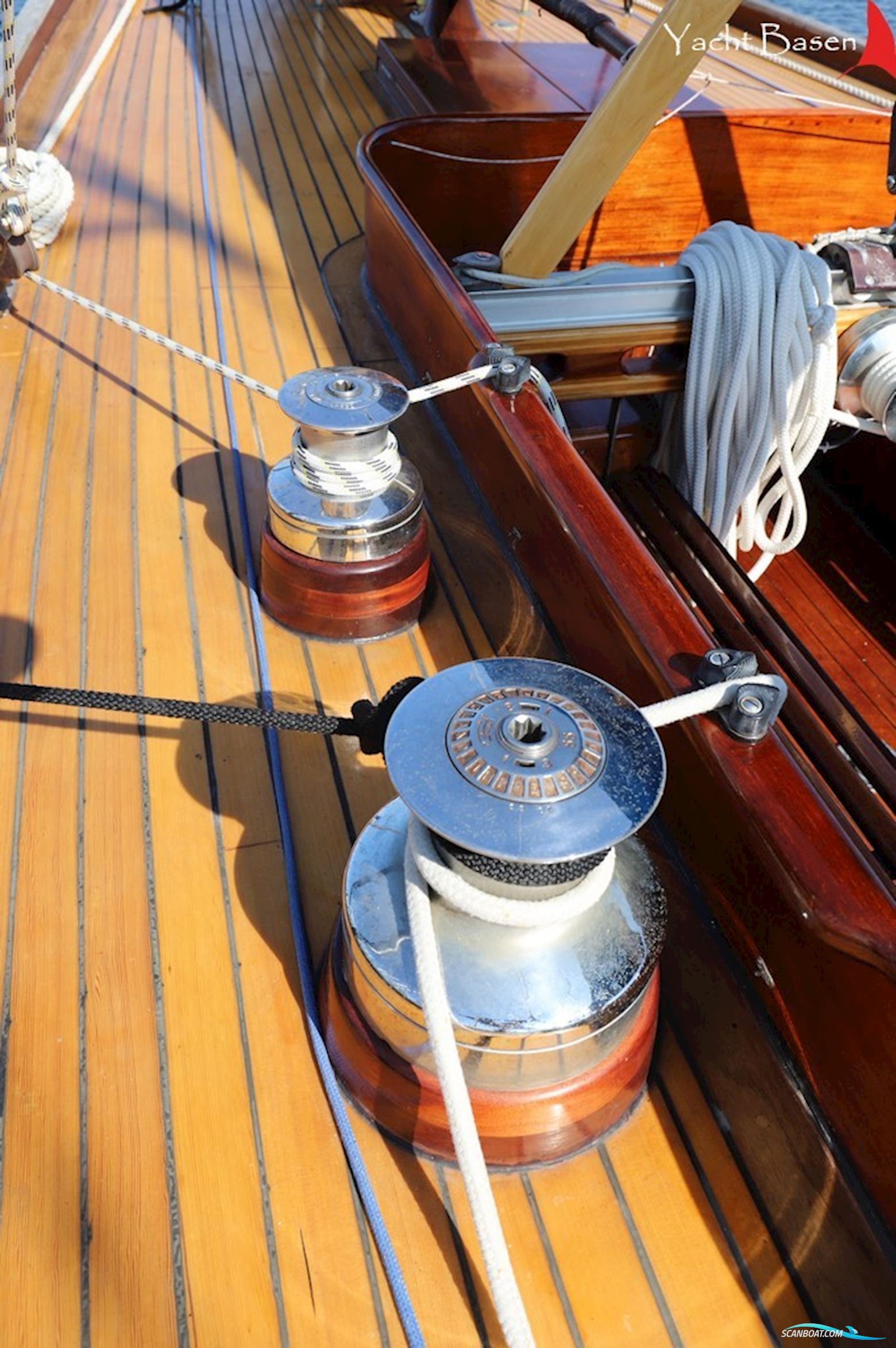 10 m R - Classic Yacht