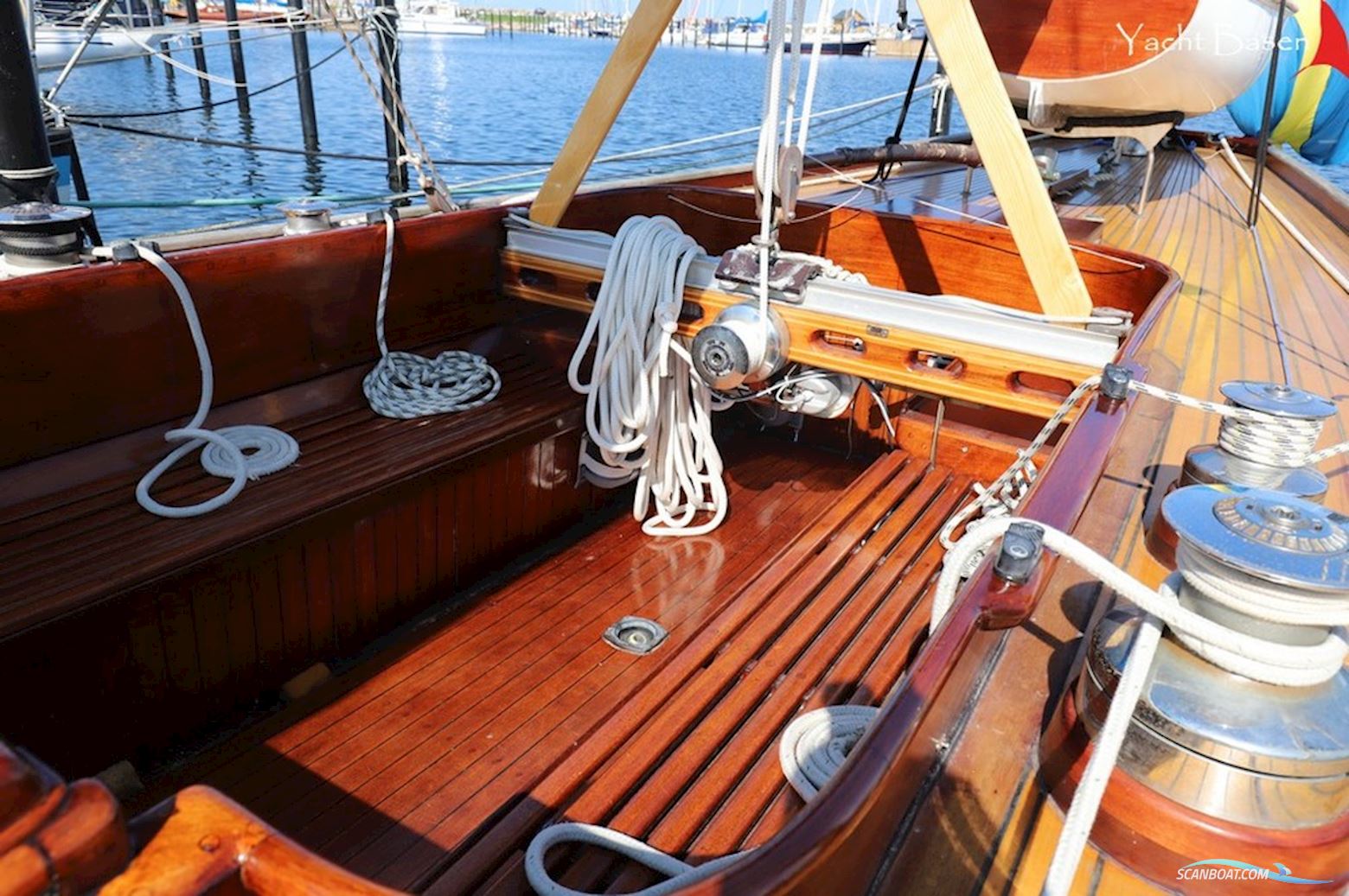 10 m R - Classic Yacht