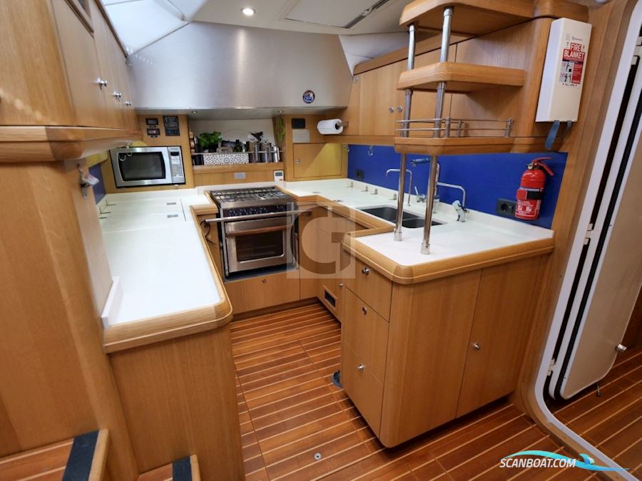 16.5m Expedition Yacht