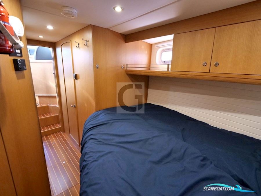 16.5m Expedition Yacht