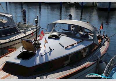 30er Jollenkreuzer Segelboot 1995, mit Suzuki DF15 Ael motor, Deutschland