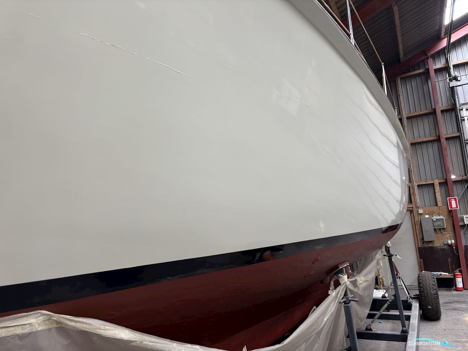 33 Fod Mahogny Ketch