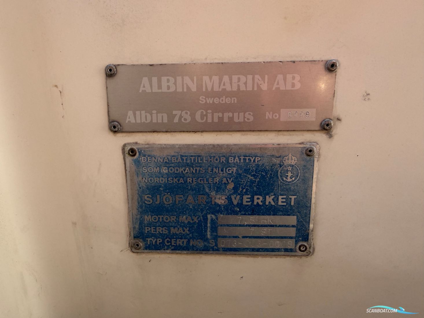 Albin Cirrus